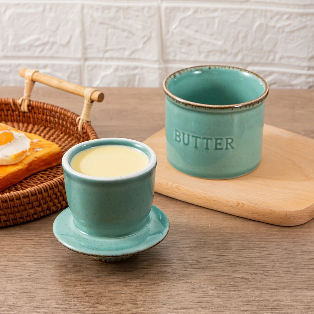 Ceramic Butter Dish with Lid, Handmade Wheel-Cranked Butter Container, Tabletop Butter Dish for Countertop (1 Unit)