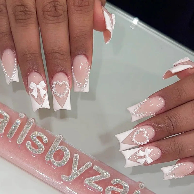 Short square press-on nails with 3D flowers