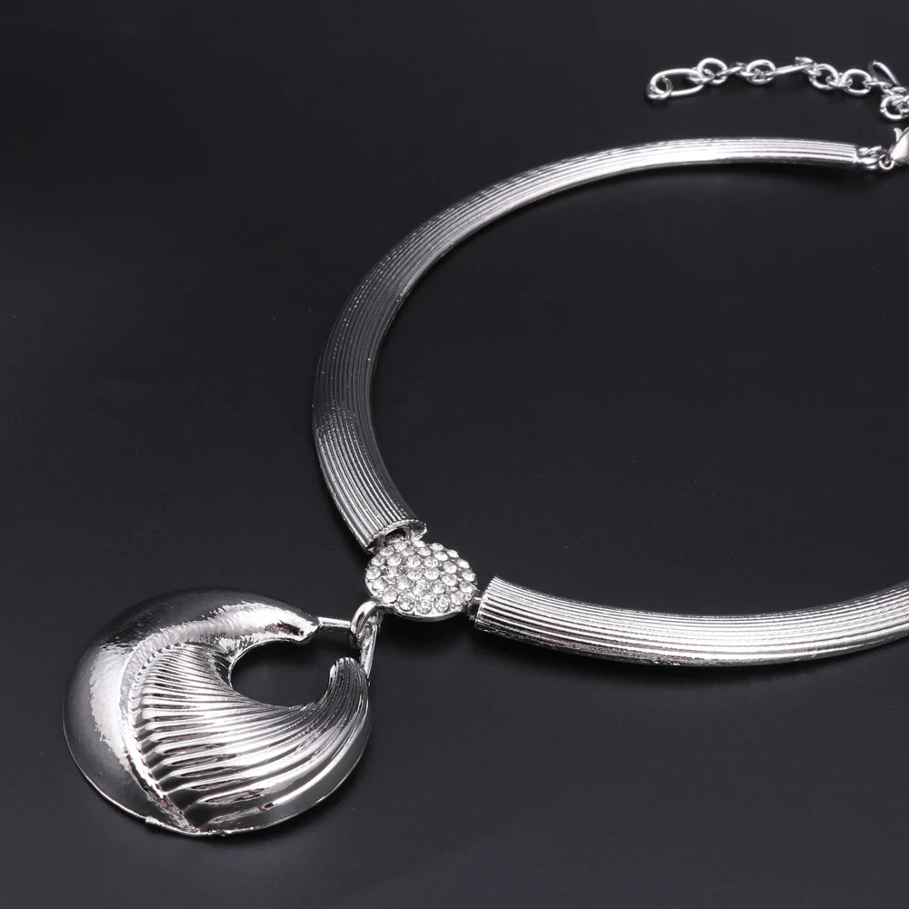 Women's Jewelry Set | Dubai Style, Silver, with Necklace, Earrings, Bracelet and Ring, for Weddings and Parties, Fashion Trend