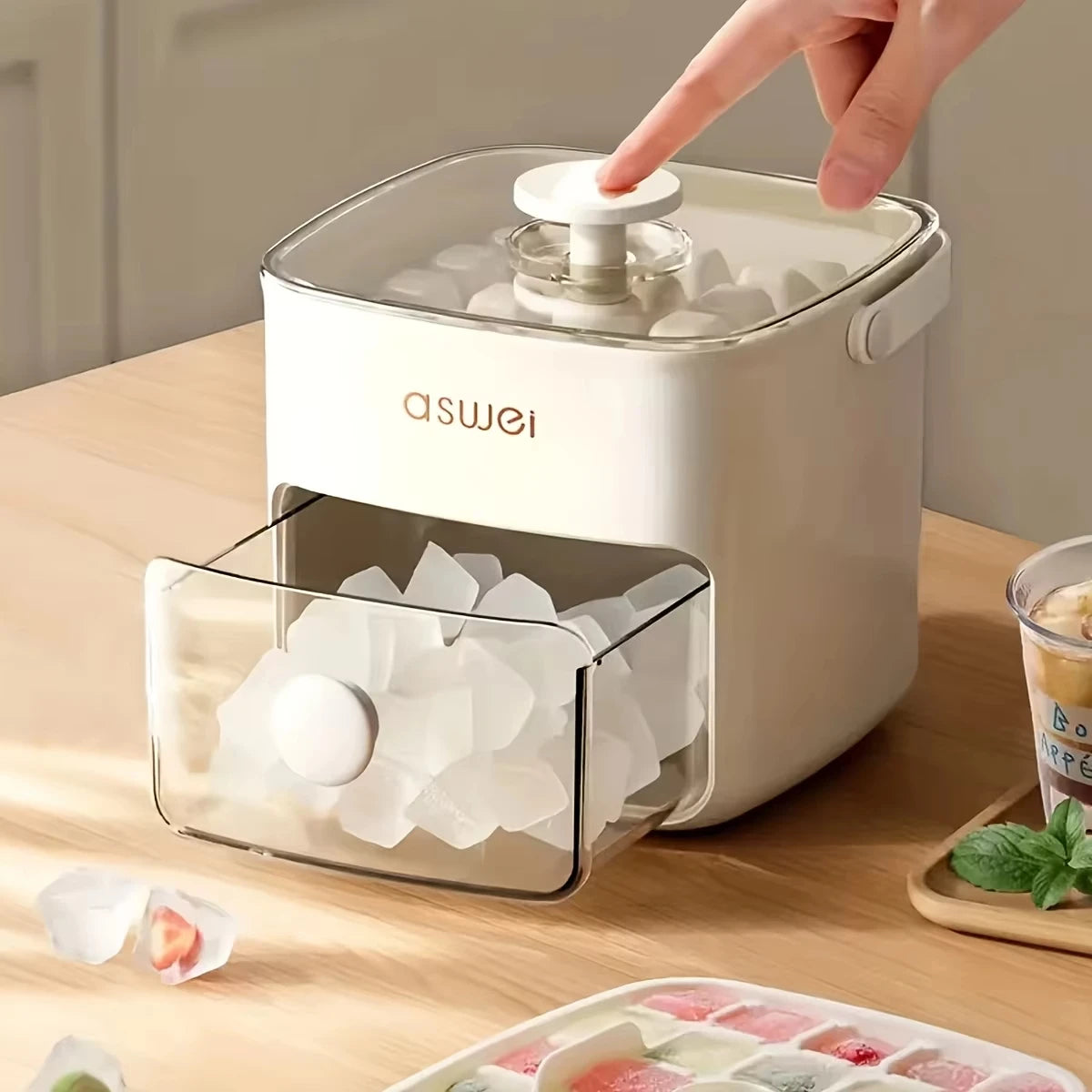 48-cavity ice maker with storage bucket