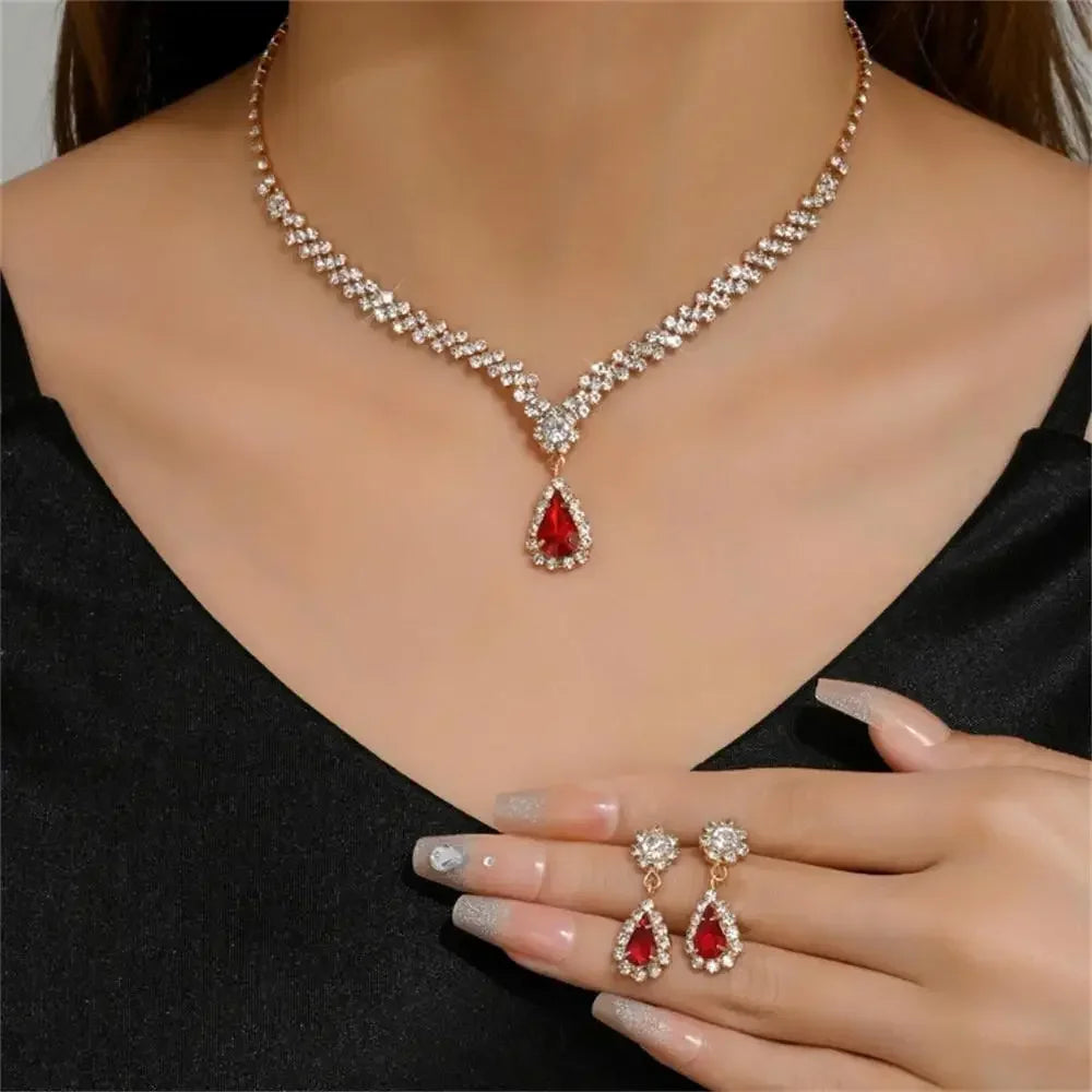 Women's Jewelry Set (2 Pieces) | Elegant Pendant Necklace and Stud Earrings with Water Drop and Rhinestones