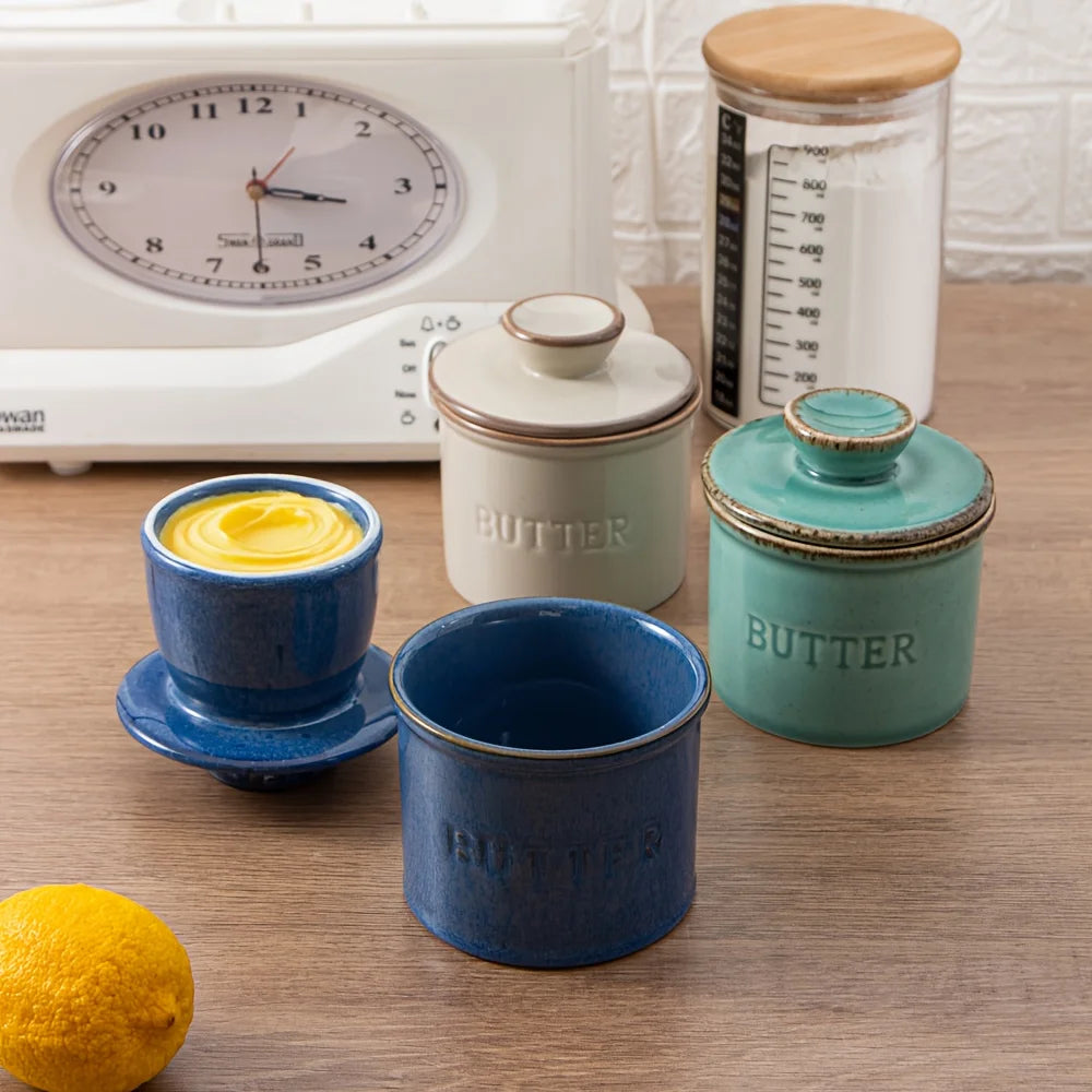 Ceramic Butter Dish with Lid, Handmade Wheel-Cranked Butter Container, Tabletop Butter Dish for Countertop (1 Unit)