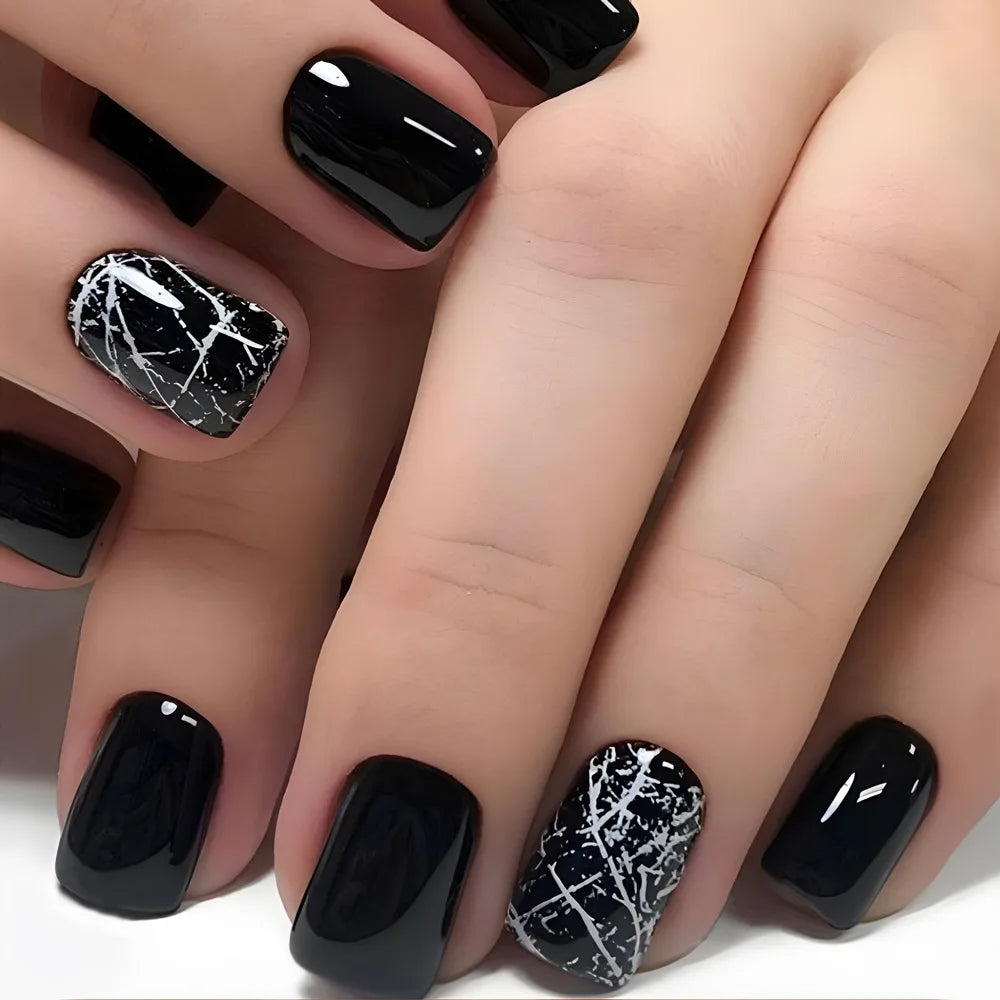 Cartoon press-on nails with snail design