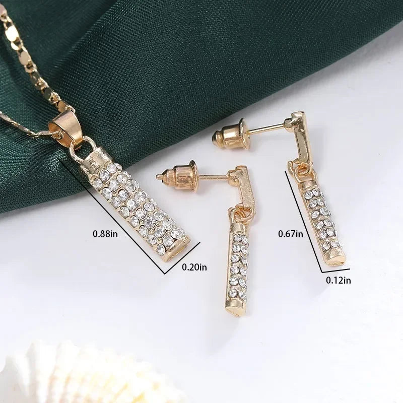 Luxury Women's Jewelry Set for Wedding and Party, with Necklace and Earrings of Cubic Zirconia and Sparkling Crystal