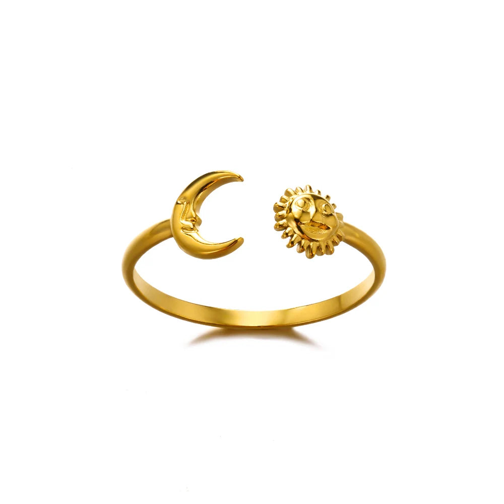 Stainless Steel Ring. Gold Finish. Classic Luxury Design