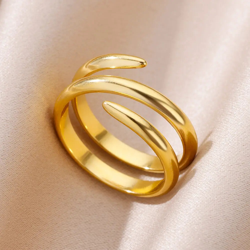 Stainless Steel Ring. Gold Finish. Classic Luxury Design