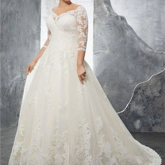 Plus Size A-Line Wedding Dress Ivory Half Sleeve Lace