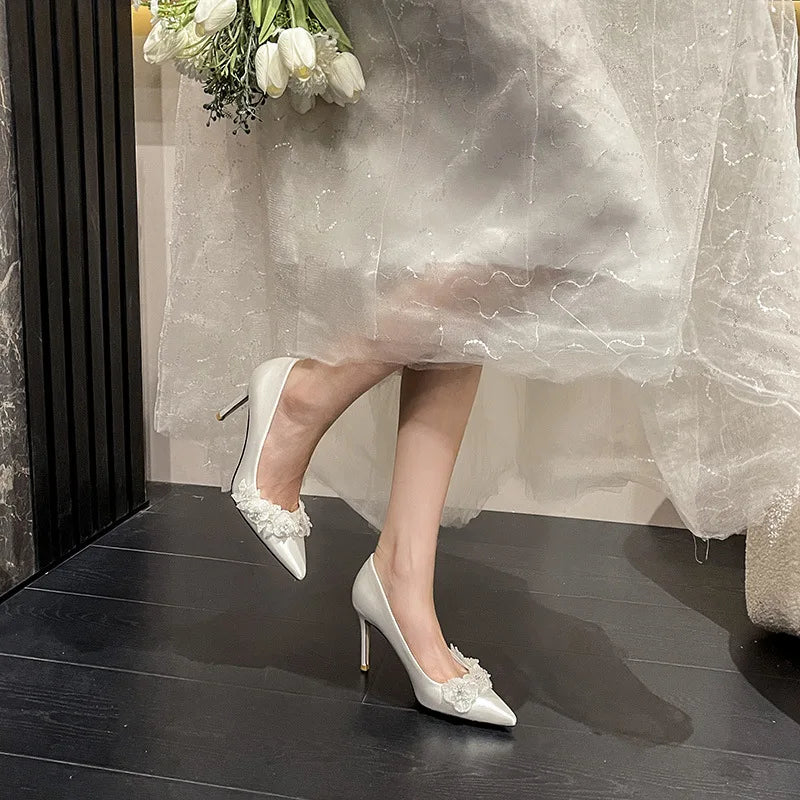 Silk Bridal Shoes with White Flower | Elegant Slip-On 7/9cm Stiletto Heel for Wedding