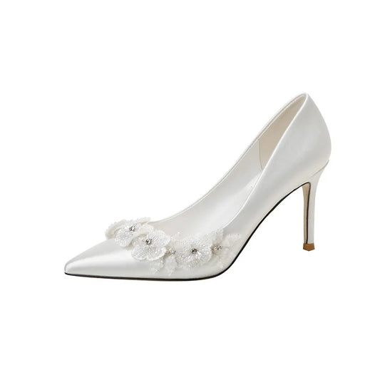 Silk Bridal Shoes with White Flower | Elegant Slip-On 7/9cm Stiletto Heel for Wedding