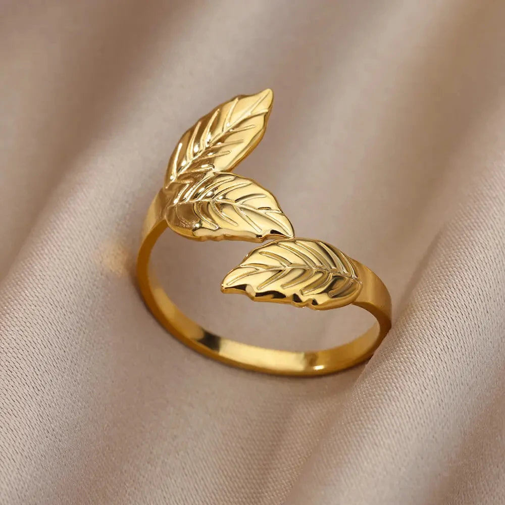 Stainless Steel Ring. Gold Finish. Classic Luxury Design