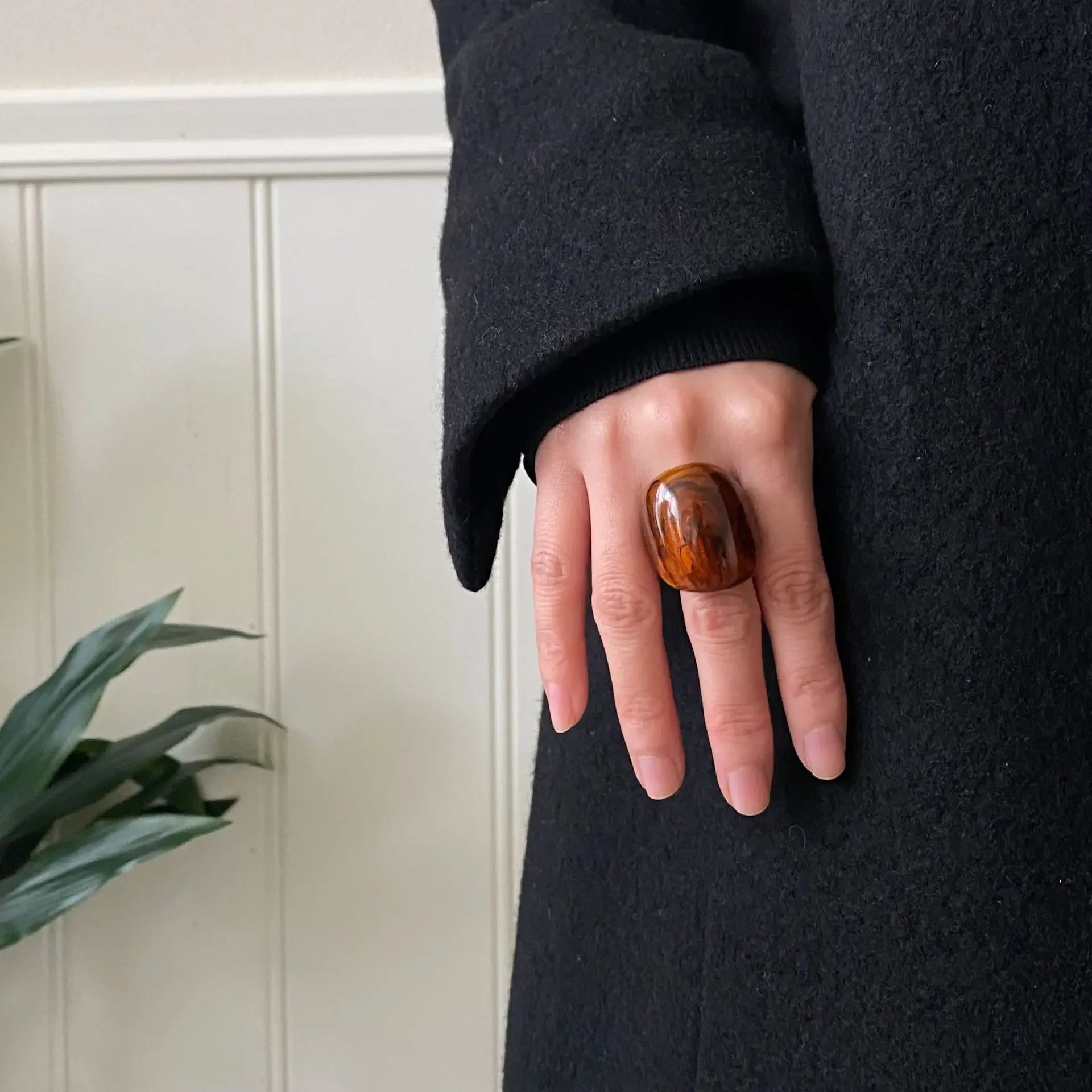Geometric resin ring oversized design