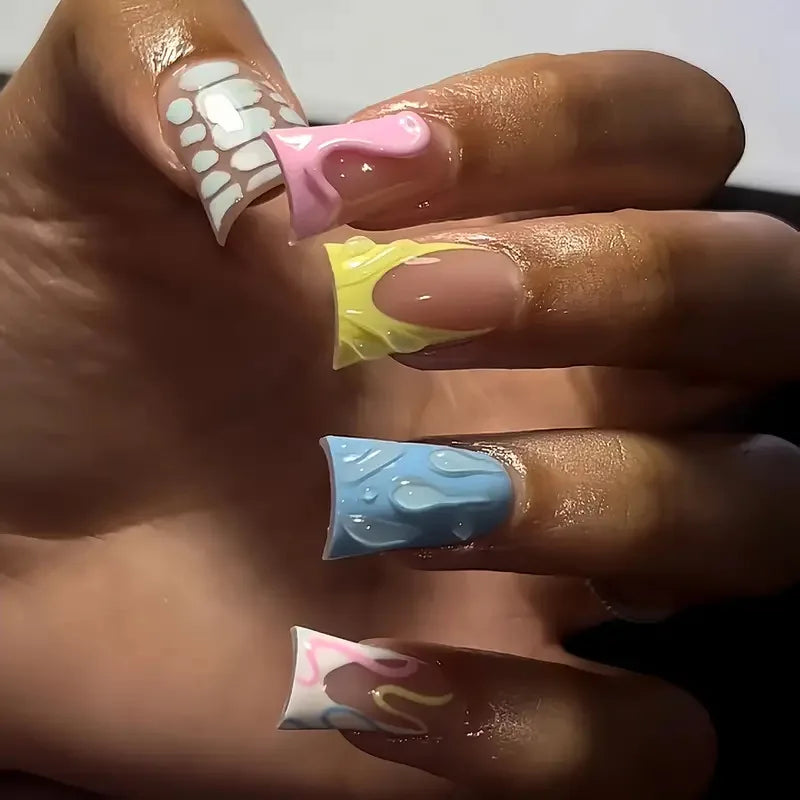 Duckbill press-on nails short design