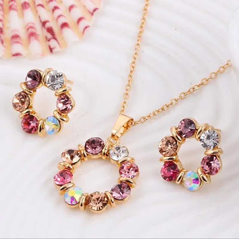 Women's Necklace and Earrings Set (3 Pieces) | Gold Jewelry, Celebrity Style, Circle with Stained Glass Effect and Diamond