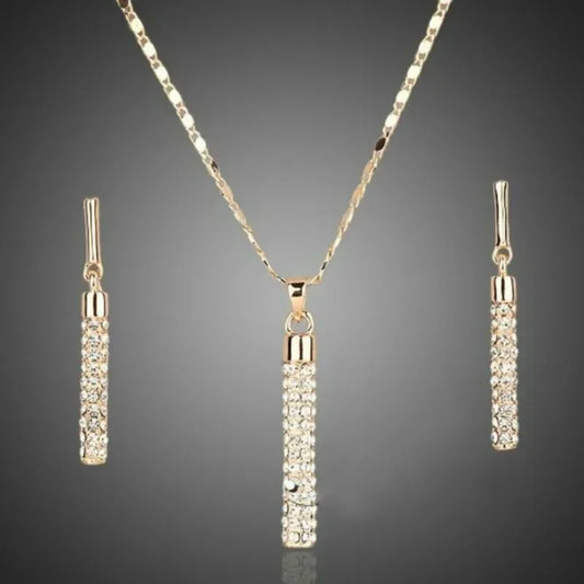 Luxury Women's Jewelry Set for Wedding and Party, with Necklace and Earrings of Cubic Zirconia and Sparkling Crystal