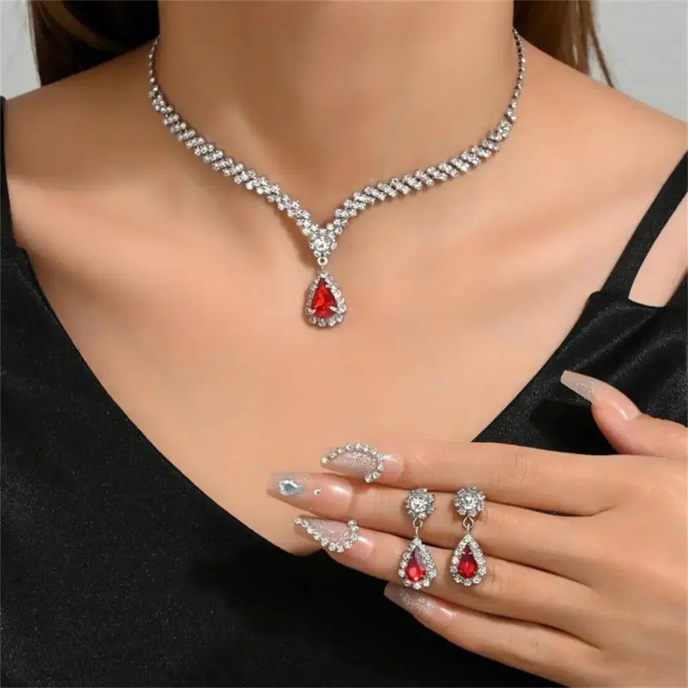 Women's Jewelry Set (2 Pieces) | Elegant Pendant Necklace and Stud Earrings with Water Drop and Rhinestones