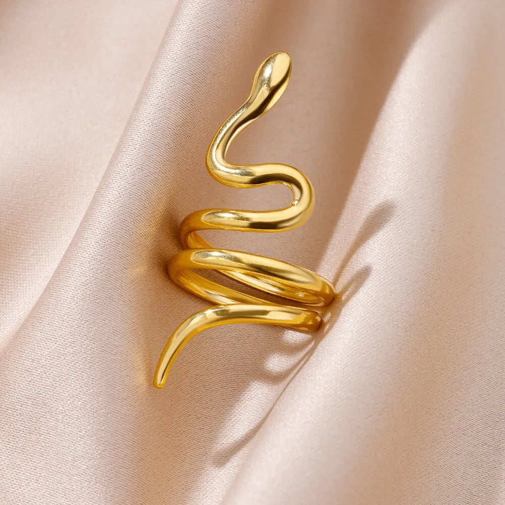 Stainless Steel Ring. Gold Finish. Classic Luxury Design