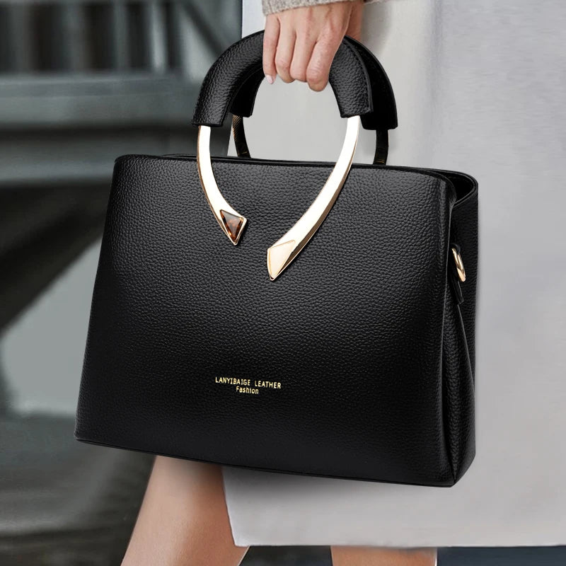 Large capacity women's handbag with compartments