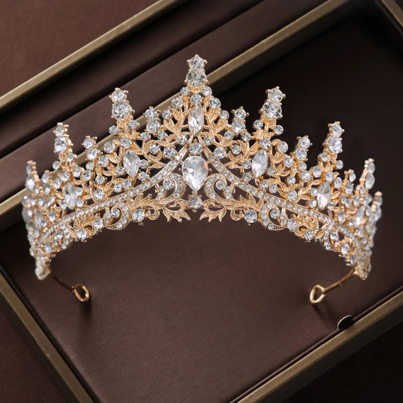 Bridal Jewelry Set (4 Pieces) | Tiara Crown, Necklace and Crystal Earrings, Alloy, Classic Wedding Jewelry