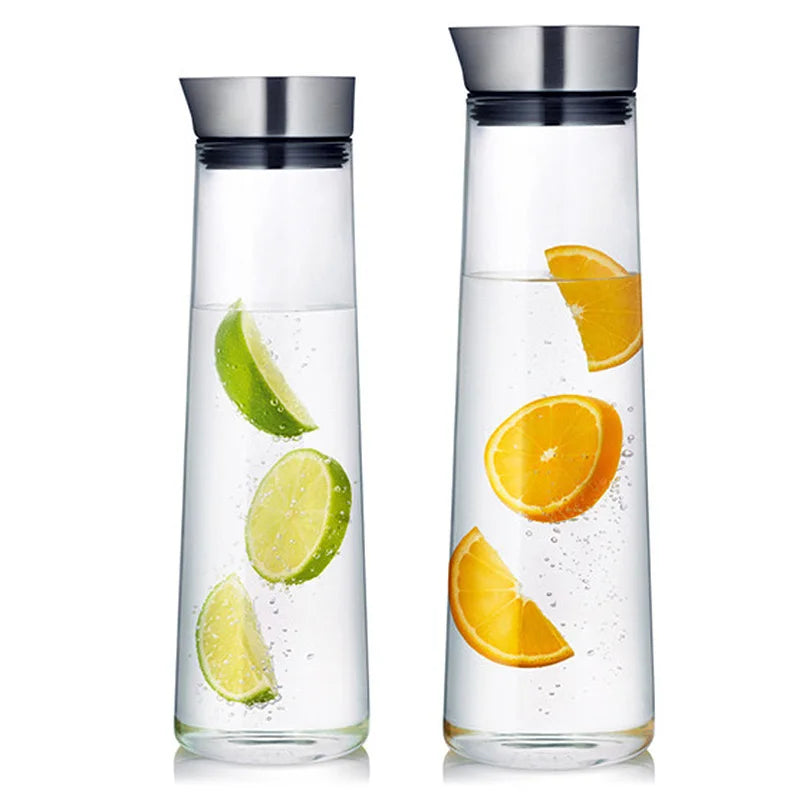 Glass Beverage Pitcher with Airtight Lid, Resistant to Temperature Changes, Perfect for Refrigerator, Iced Tea and Coffee