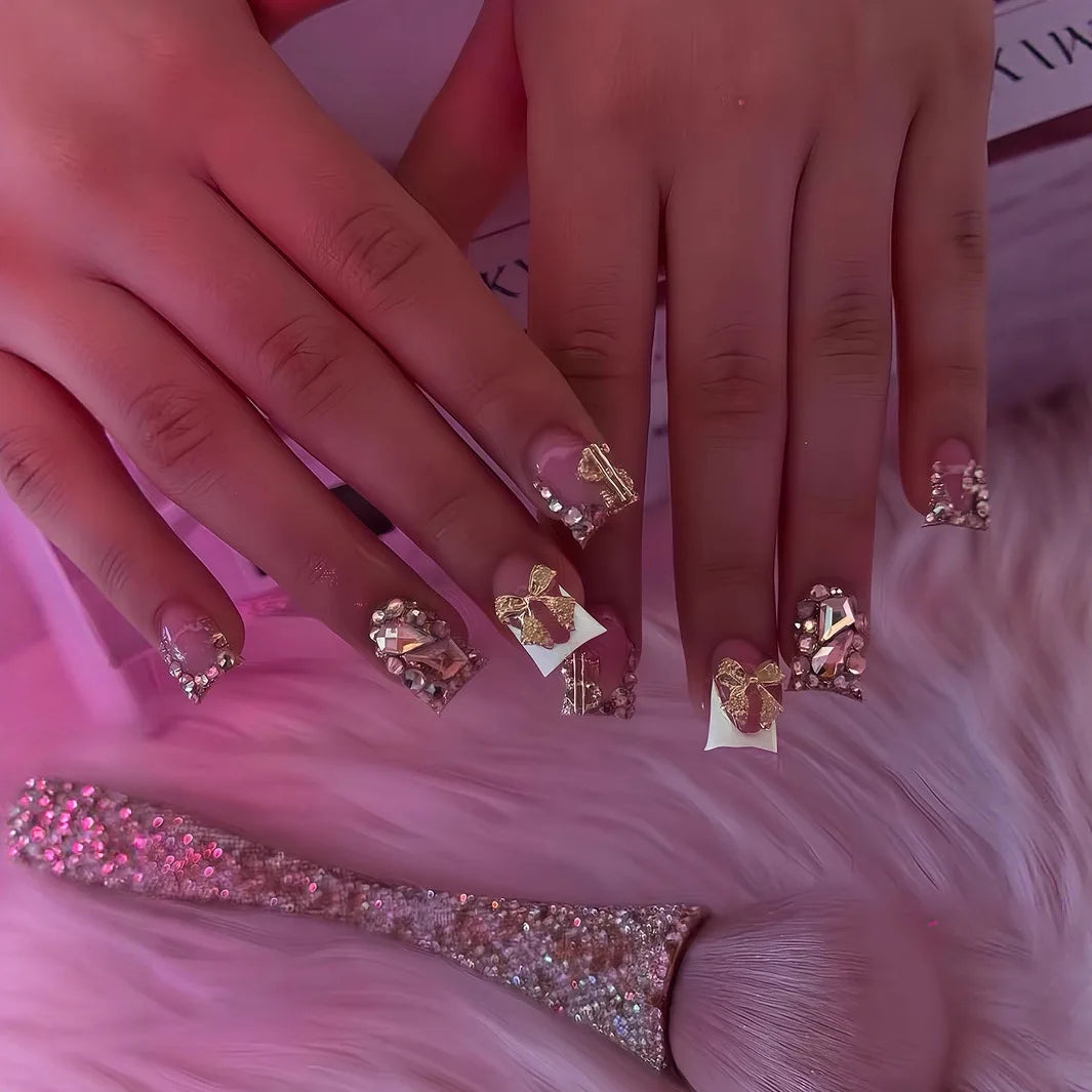 Duckbill press-on nails short design