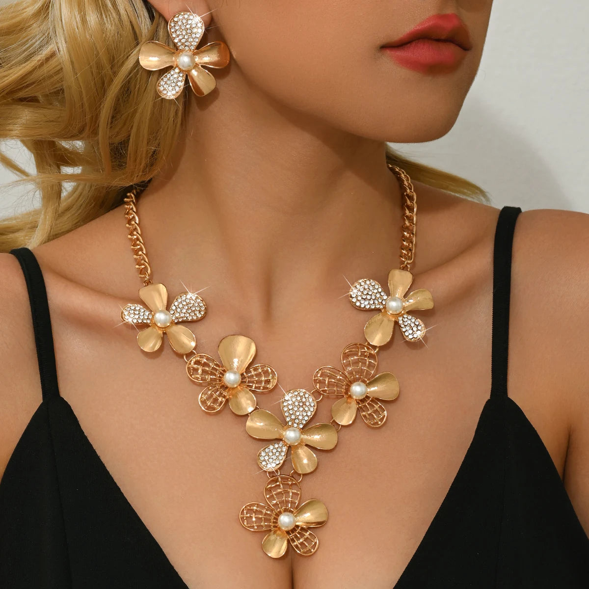 Floral necklace and earrings set oversized design