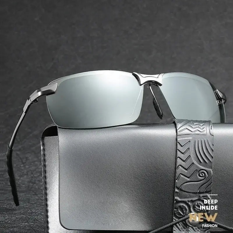 Men's Photochromic Sunglasses - Polarized with UV400 Protection