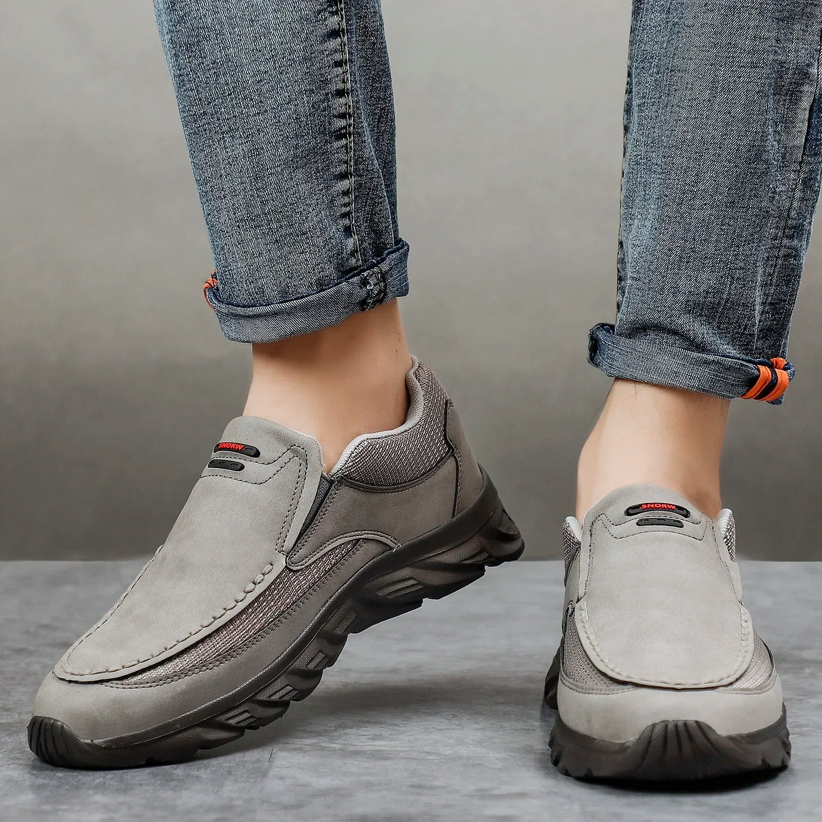 Comfortable men's loafers | Cushioned walking shoes